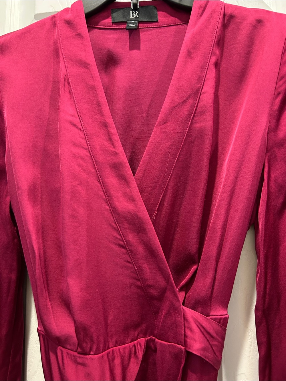 BR Satin Wrap dress- Raspberry - Picture 3 of 6